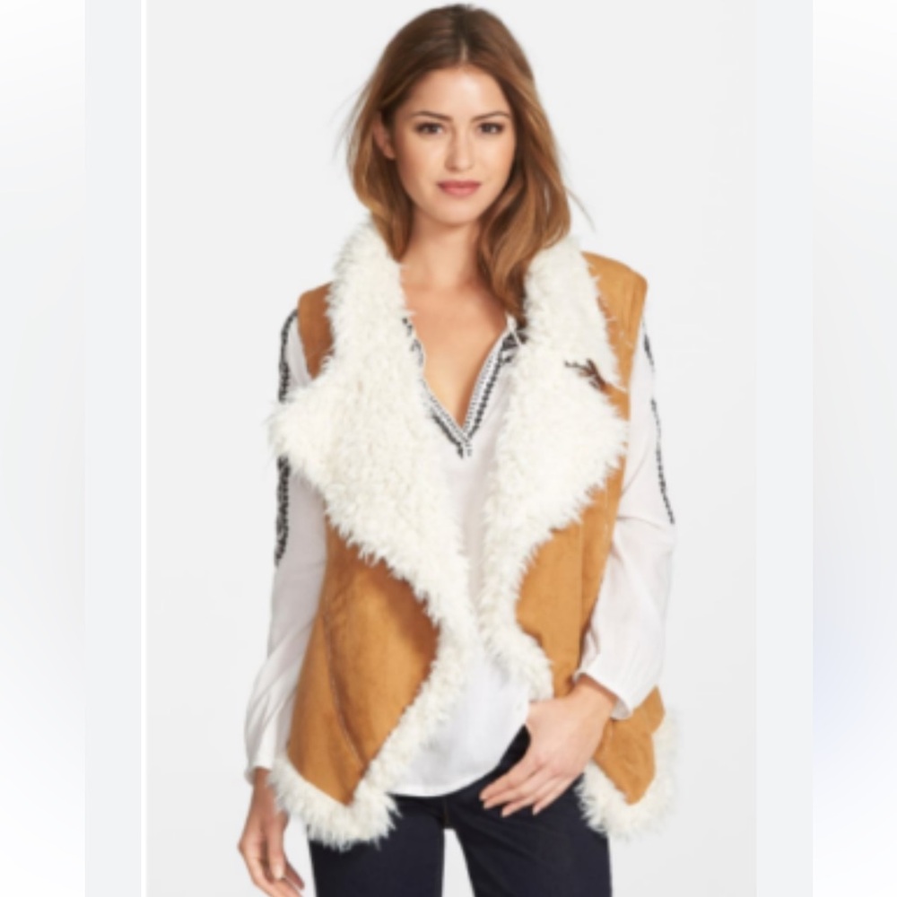 Vince Camuto Women's Tan and Cream Faux Shearling Vest